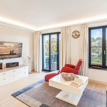 Pearl Apartment